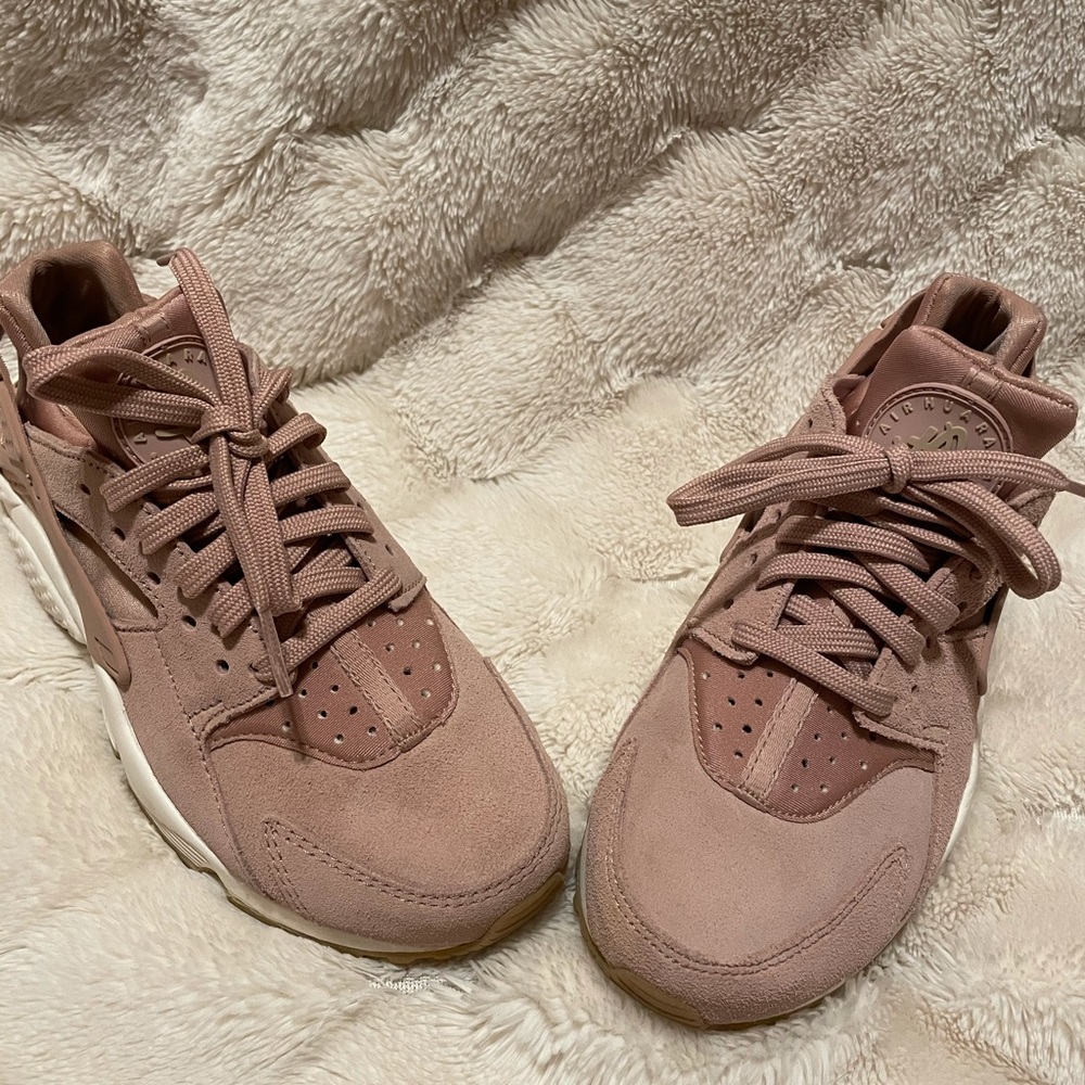 Nike women Huarache